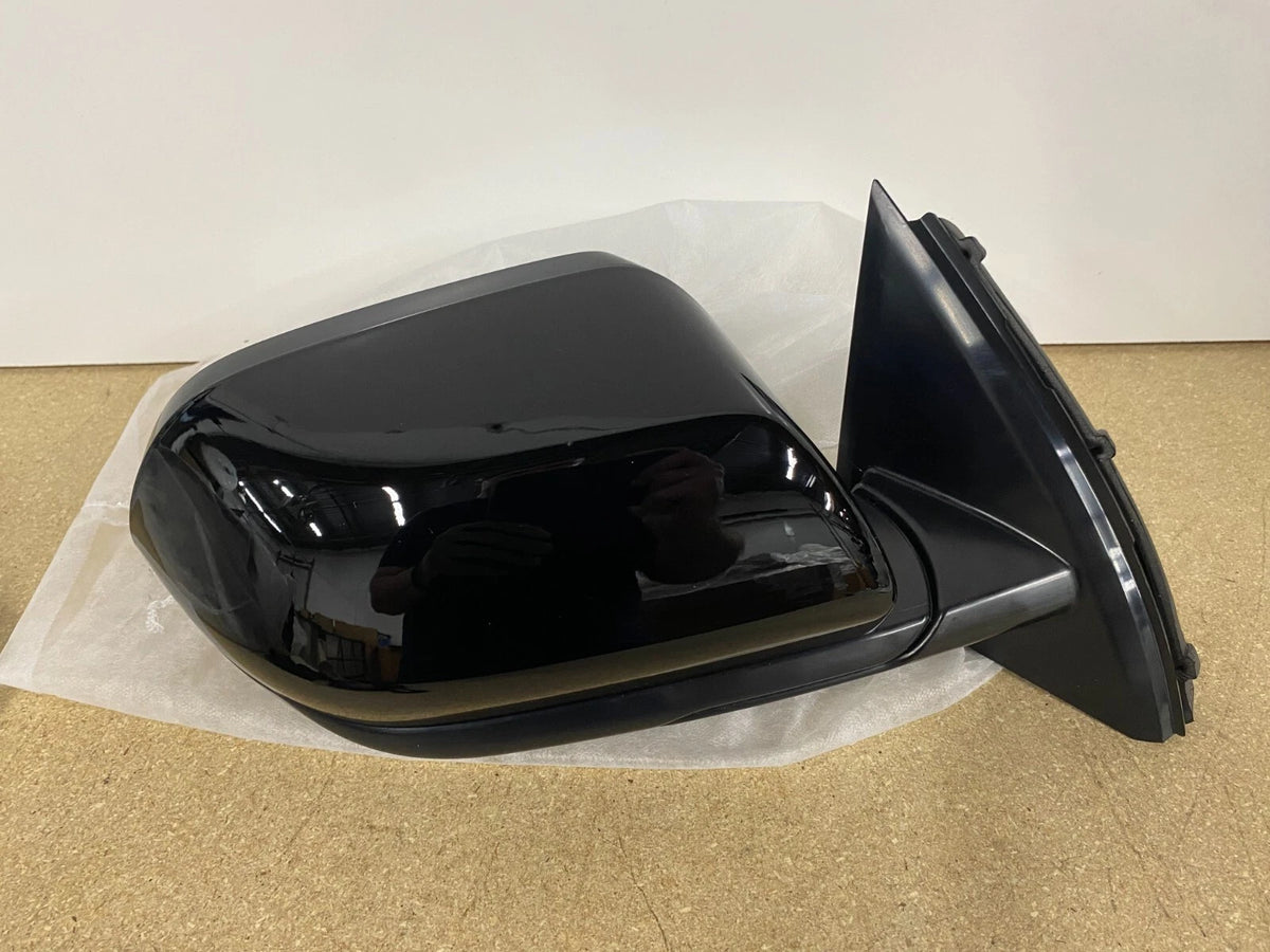 2025-2026 Chevy Equinox Right Passenger Side Door Mirror OEM Blind Spot
