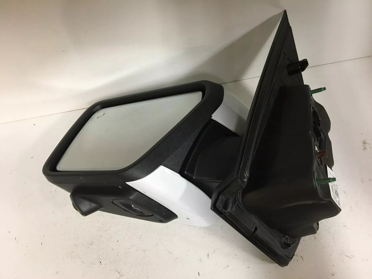 2021-2024 Ford F150 Left Side Turn Signal Door Mirror OEM Camera Power Fold