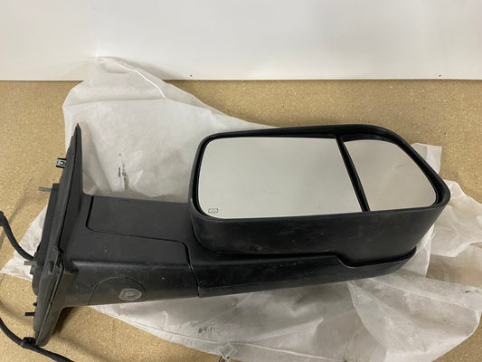 2013-2018 Ram 1500 2500 3500 Truck Right Side Signal Towing Door Mirror OEM