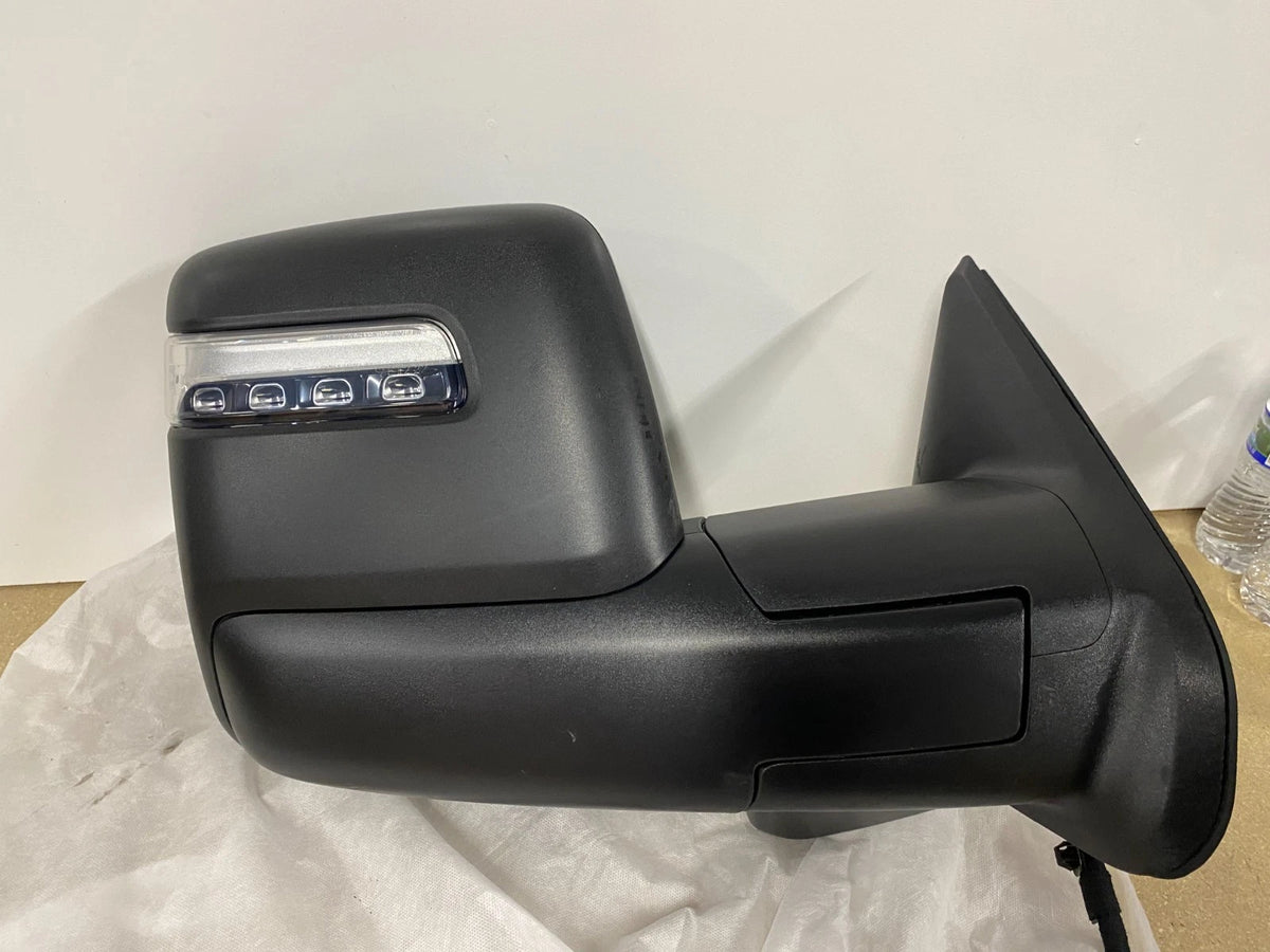 2025-2026 Ram 2500 Left & Right Side Signal Towing Door Mirrors OEM Camera