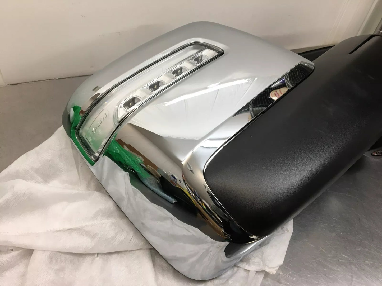 2025 Ram 1500 Right Side Signal Towing Door Mirror OEM Blind Spot Camera