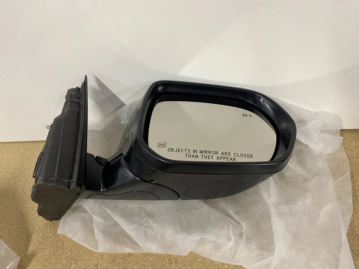 2025-2026 Chevy Equinox Right Passenger Side Door Mirror OEM Blind Spot