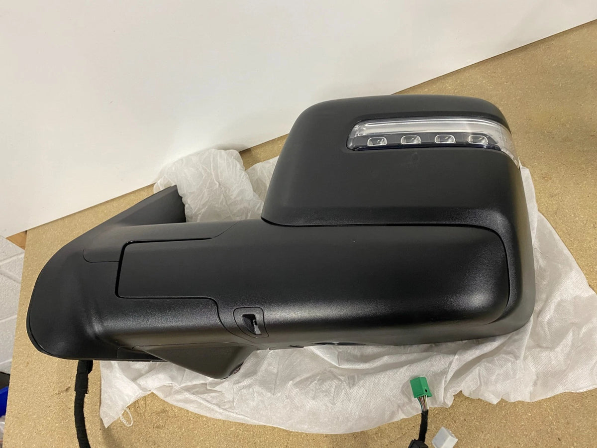 2025-2026 Ram 2500 Left & Right Side Signal Towing Door Mirrors OEM Camera