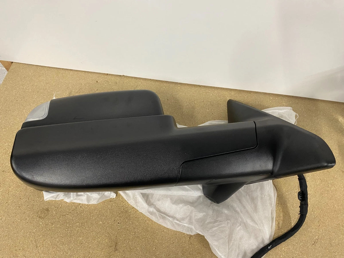 2019-22 Ram 2500 Right Side Signal Towing Door Mirror OEM Power Fold Camera