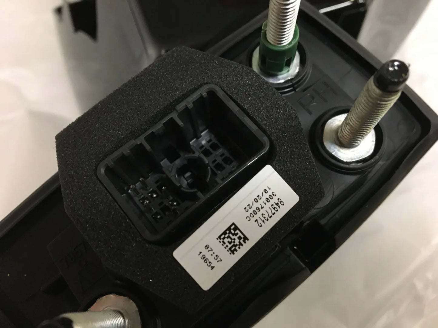 2021-2024 Chevy Suburban GMC Yukon Tahoe Right Passenger Side Door Mirror OEM