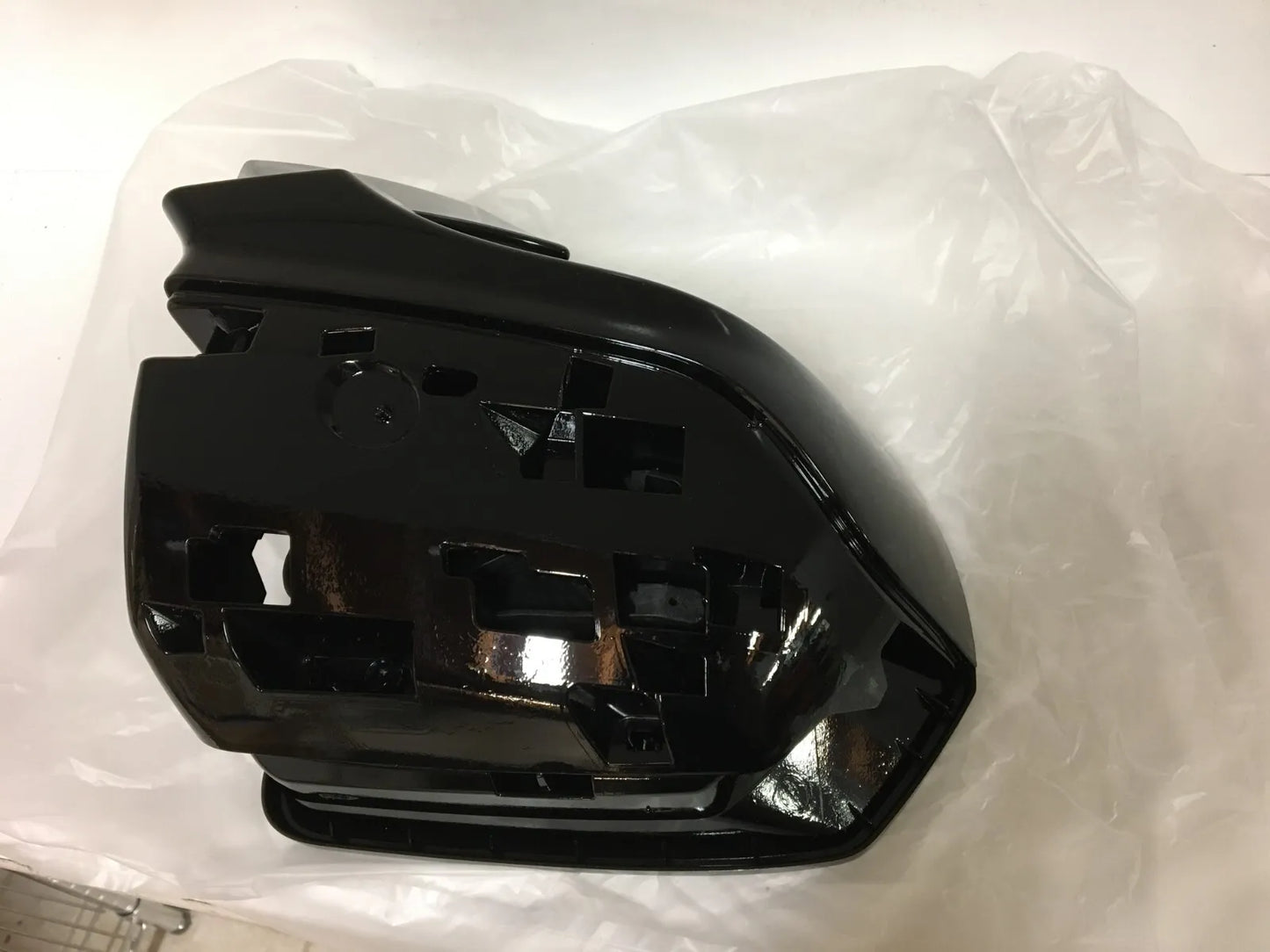 2021-2024 Chevy Suburban GMC Yukon Tahoe Right Passenger Side Door Mirror OEM