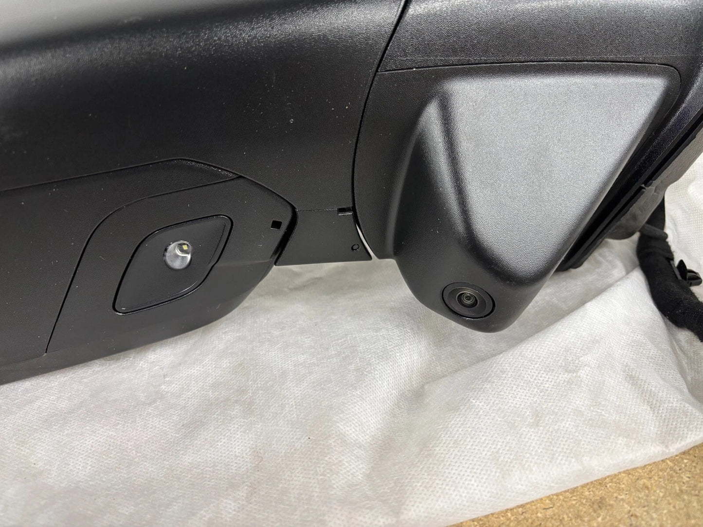 2023-2024 Ram 2500 Right Side Signal Towing Door Mirror OEM Power Fold Camera