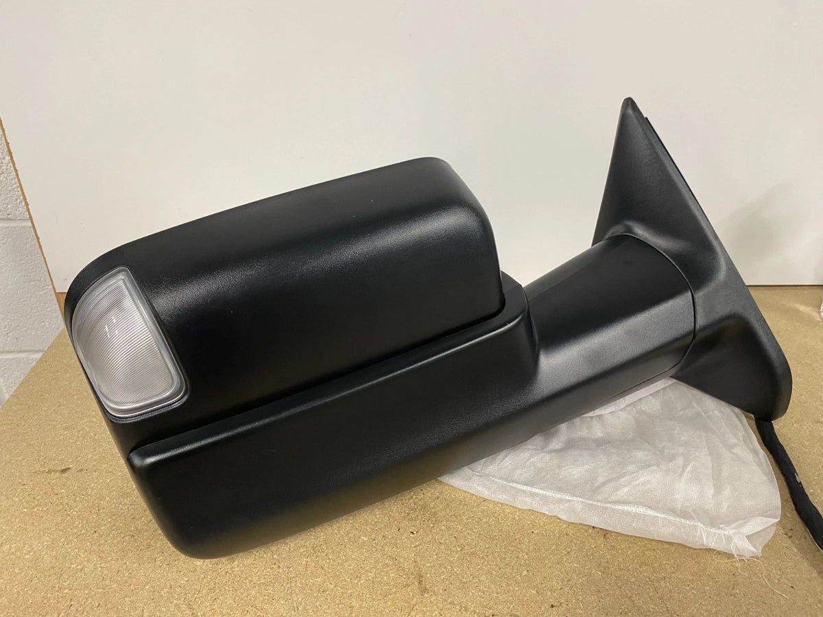 2019-22 Ram 2500 Right Side Signal Towing Door Mirror OEM Power Fold Camera